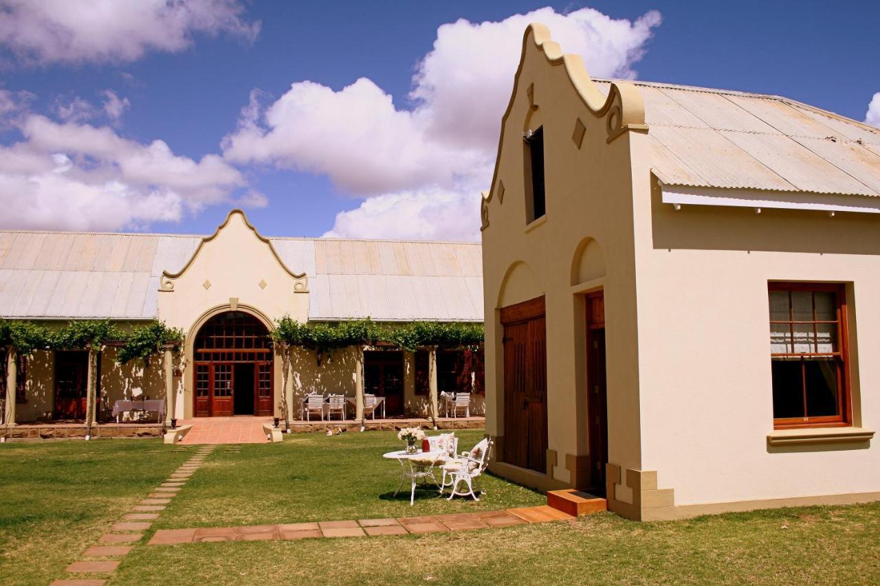 Rietfontein Ostrich Palace Vleirivier Exterior photo